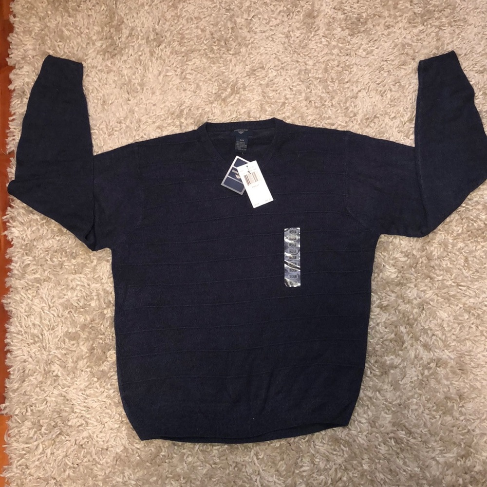 NWT!!! Men’s Dockers sweater - Picture 3 of 3